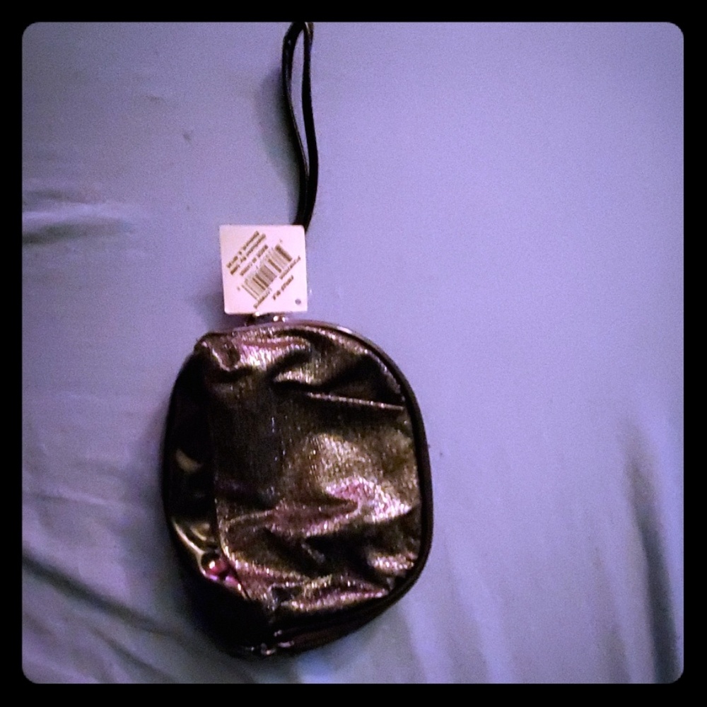 Wristlet